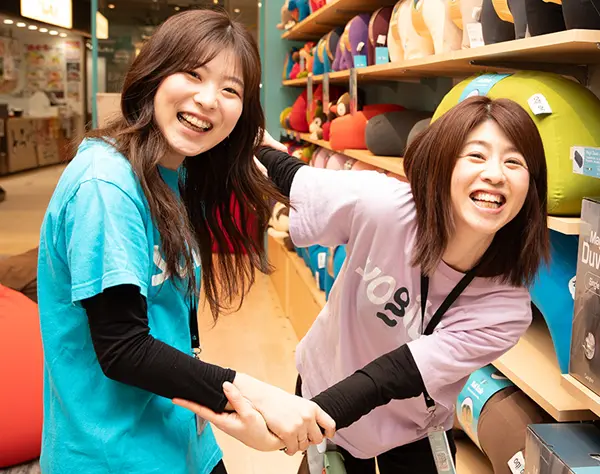 ストアマネージャー候補/賞与24年連続支給/全国約100店舗展開