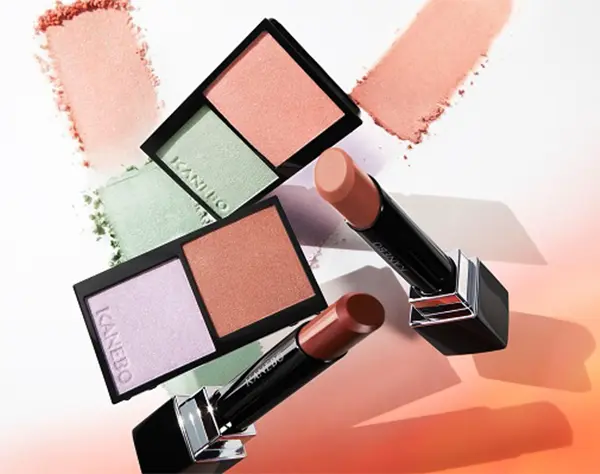 美容部員募集*働く日を選べる！日給最大2万8000円*副業OK