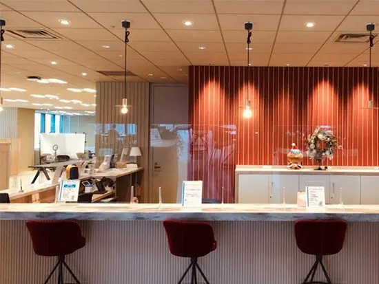 先輩たちも活躍中！安定基盤で、キャリアを描こう。