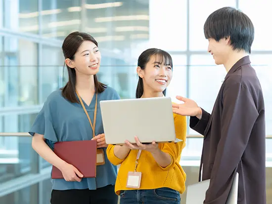 約1000社と取引している安定基盤が魅力の一つです。