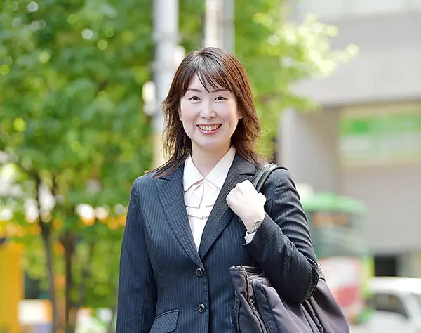 ライフイベントアドバイザー★未経験でも月給33万円～／原則定時退勤