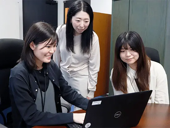 全くの未経験でしたが、自然と慣れていけました！