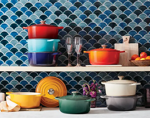 販売スタッフ*未経験OK*残業ほぼなし*有給消化率80％以上*社割あり