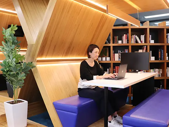 毎日がちょっと楽しくなる、キレイなオフィスで働ける