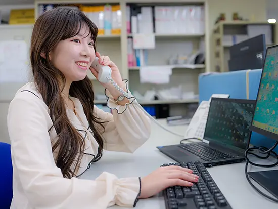 事務の枠を超えて、空間づくりに関われます！