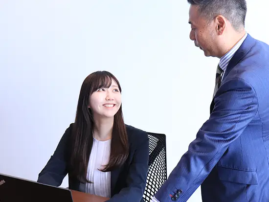 裁量広く働きながら様々なスキルが身につけられます♪