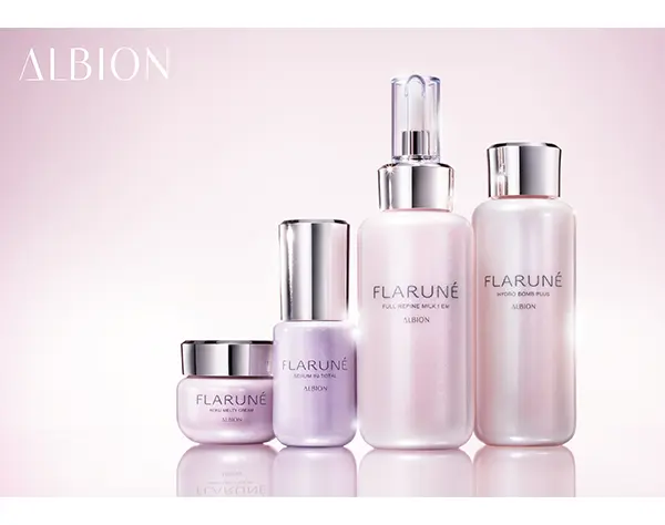 美容部員｜未経験OK*研修/社割有*同期入社多数*月残業約2.1h*年休123日