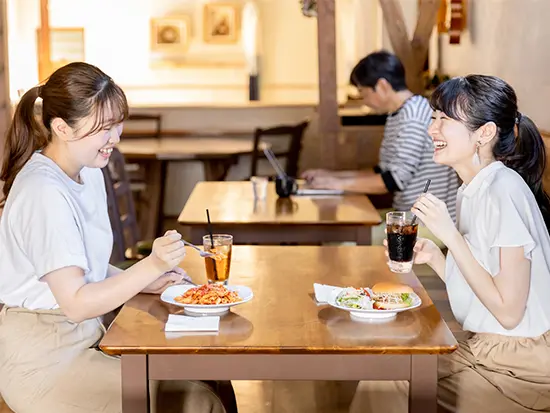 部署の壁がない。みんなで支え合うチーム力あり！