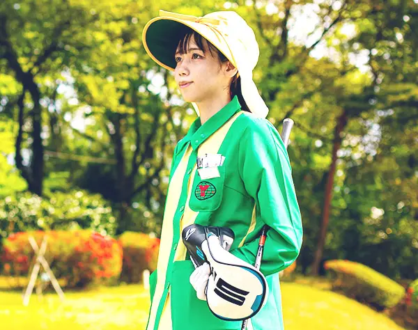 ゴルフ場キャディ◎未経験歓迎・平均月収29.67万円・実働5～6h・完休2日！