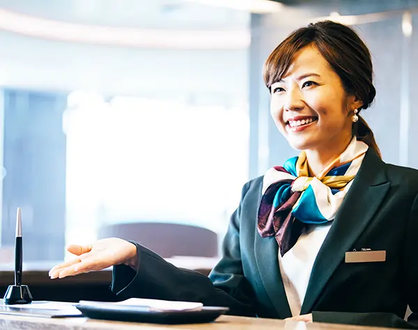 企業受付＜未経験歓迎＞日本郵政グループ本社の受付業務！＠大手町/900321