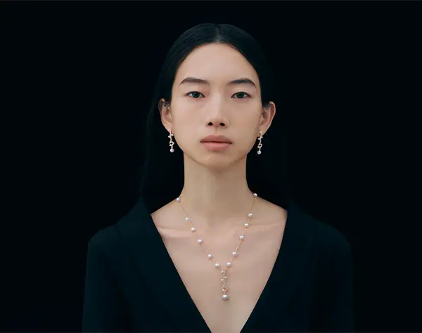 ジュエリーアドバイザー〈リーダー候補〉*年休125日*残業少*充実の研修有