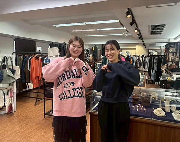 ファッションブランドPR★未経験OK★年休125日★残業少なめ★駅徒歩3分