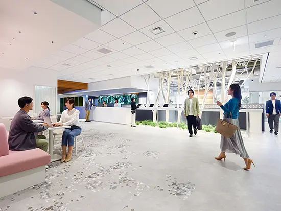 都心のキレイなオフィスで働く