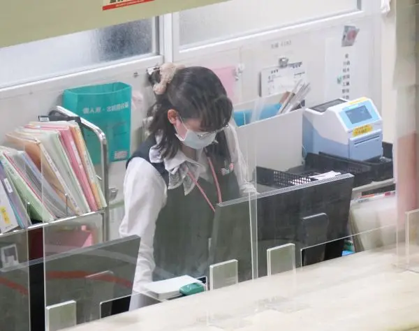 【病院の受付事務】土日祝休み*17:15定時*年休125日*残業月2h*産休実績多数