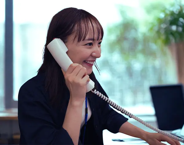 【電話予約受付スタッフ】東京・京都/完休2日制/残業10H