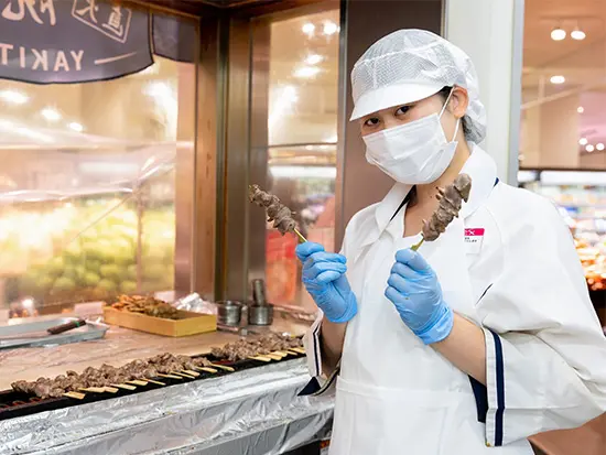 チームワークよく働いています！