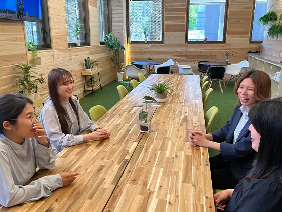 採用ならではのやりがいを感じながら働いています！