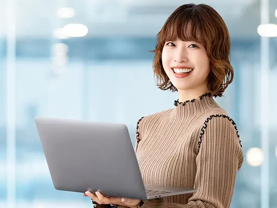 社員B｜出張が「学び」と「楽しみ」に！