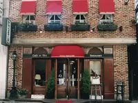 株式会社 トリコロール　【BURDIGALA CAFE(ブルディガラカフェ)】