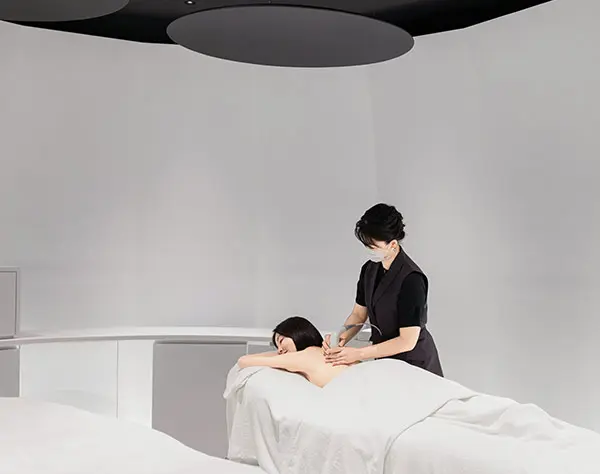 ポーラのエステティシャン*年休125日*銀座勤務*正社員登用率90％以上