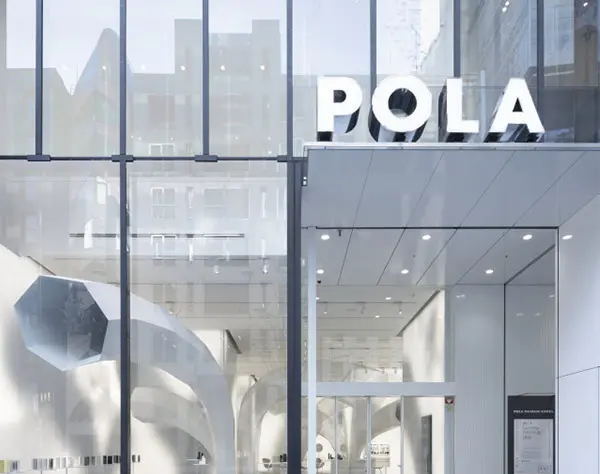 ポーラのコスメ販売スタッフ*ノルマなし*年休125日*正社員登用率90％以上