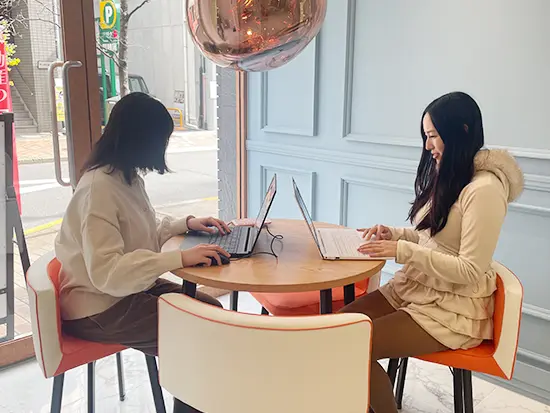 子育てを一番に。残業なし＆定時退社で家庭と両立を！