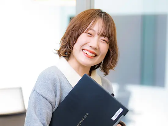 販売スタッフ⇒事務へ！正社員デビューも叶いました♪