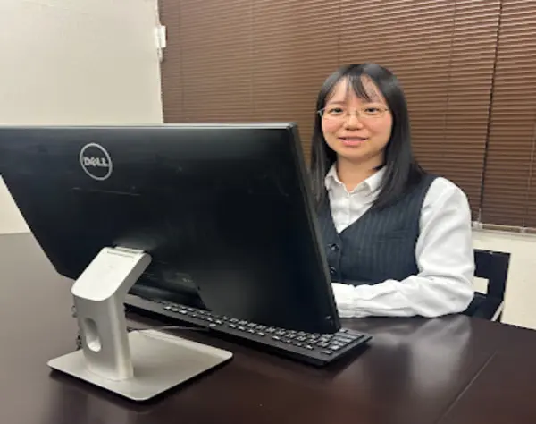 経理*月給38万円以上*年間休日121日*経理経験者限定募集