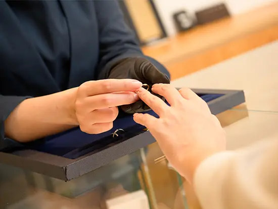 特別な瞬間を共に創るお仕事