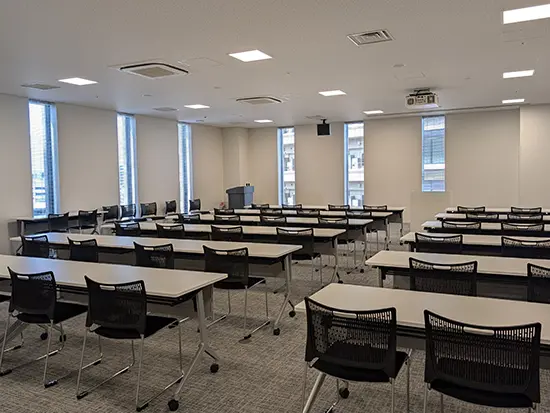 毎日の出勤が楽しみになる好立地で働けます