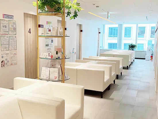 1999年から続く、女性専門の発毛クリニックです♪