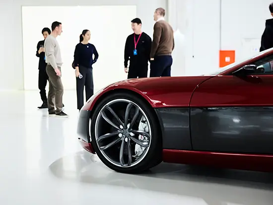 スーパーカーの世界で圧倒的信頼を誇るグローバル企業