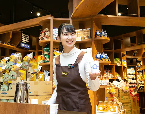 店舗スタッフ*未経験OK*年休120日*年収目安400万円*全国で積極採用中