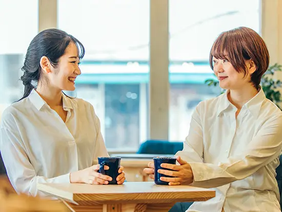 明るくアットホーム！20代中心の活気ある職場★