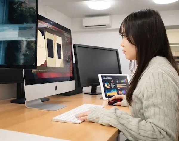 事務スタッフ◆年休120日以上＊有名飲食店コンサルも展開する成長企業