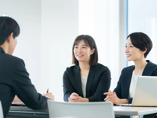 穏やかな社風で、質問しやすい雰囲気が魅力です！