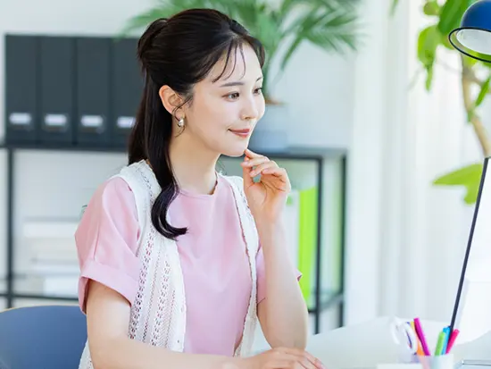 カワイイも諦めない♪ネイル＆髪色自由