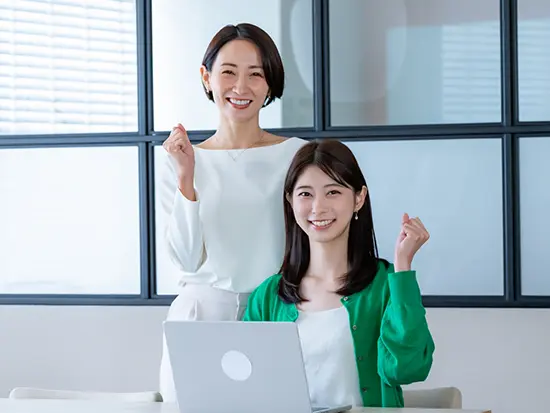 課でお守り作りも！？チームの仲はバツグンです！