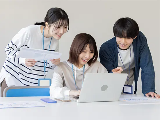 上場グループの基盤が“長期的な採用戦略”を可能に！