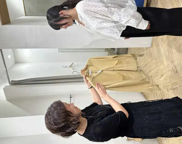 アパレル店舗スタッフ★賞与4~8カ月分／残業月10h／産育休実績有