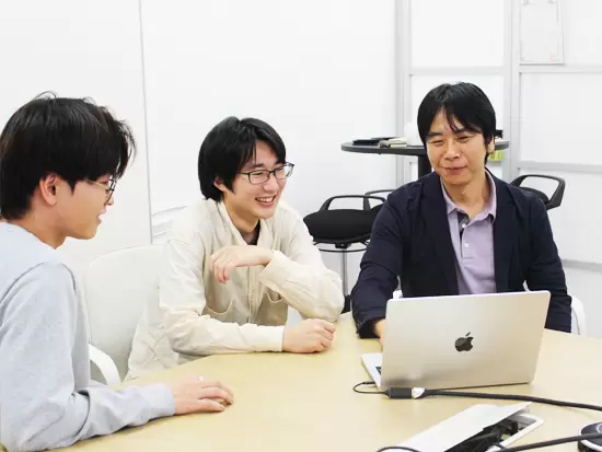 患者と医療機関、患者とその家族、患者と患者…「つながる医療」は、今後大変重要な位置づけとなります。