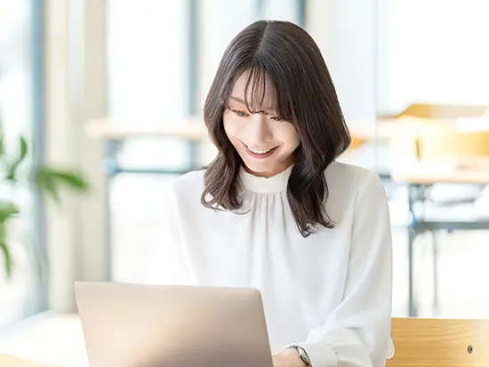 金融業界の豊富な職場＆手厚いサポート体制をご用意！
