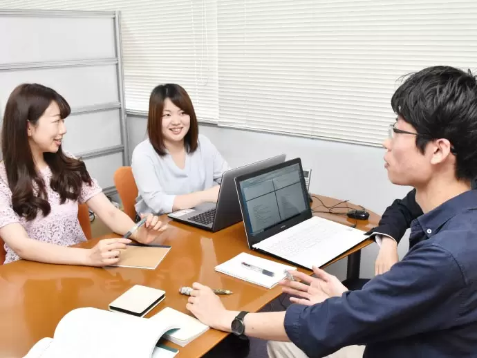 若い社員が多数在籍する当社は、常に活気に満ちています。