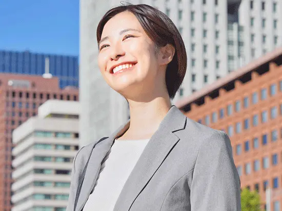 上場企業や官公庁など取引多数！安定企業で働ける◎