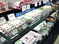 伝統の味。老若男女、皆様に贈り物として親しまれております。