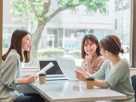 残業はほぼなし！社長自らも18時に退社しています◎