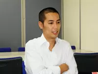 私も社労士を目指し頑張ってます。共にこつこつ頑張りましょう！