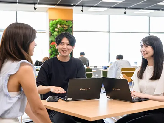 ”ひとりにしない”を大切に三人四脚でサポートします