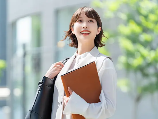 設立45年超の実績×大手企業との直接取引