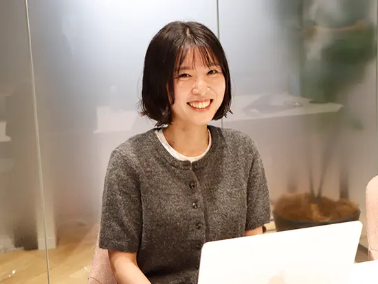 一人で抱え込まない！チームで自社サービスを形づくる